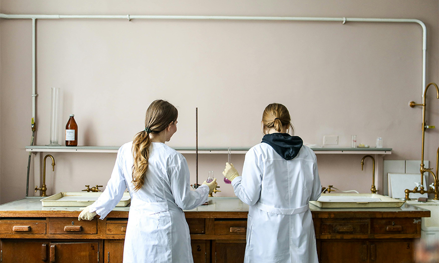 Widen access to postgraduate study, urges Russell Group
